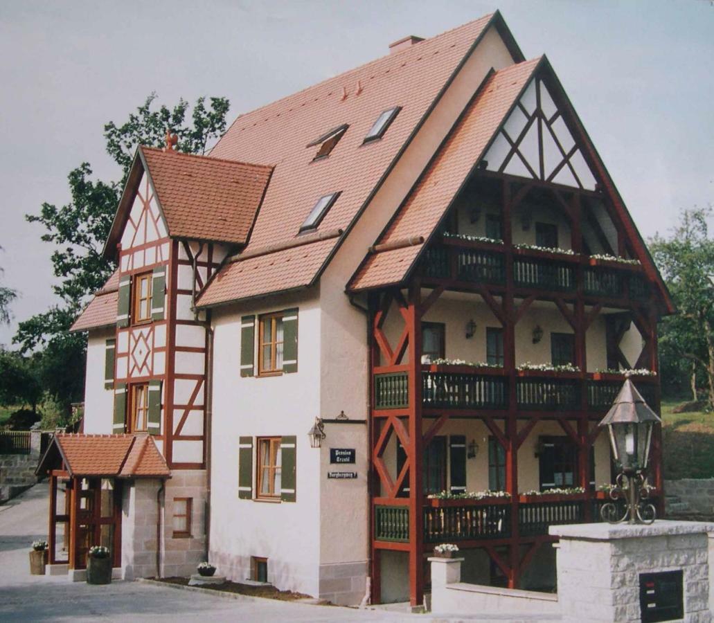 Goldener Hirsch Hotel Burgthann Exterior photo